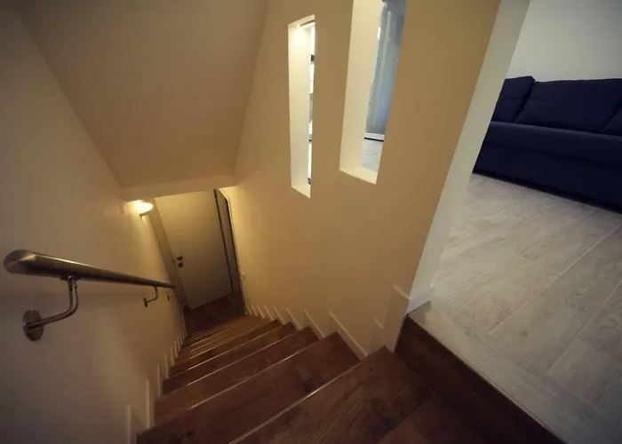 Apartament Lo Duca *